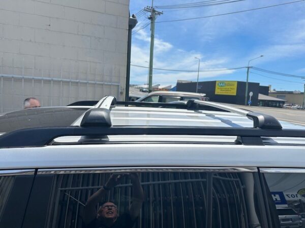 Yakima Timberline FX Rail Bar 300 Series Landcruiser Black