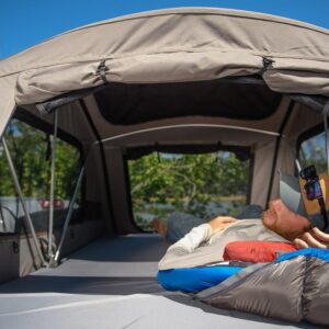 Yakima SkyRise 2 Person HD Rooftop Tent - Image 4
