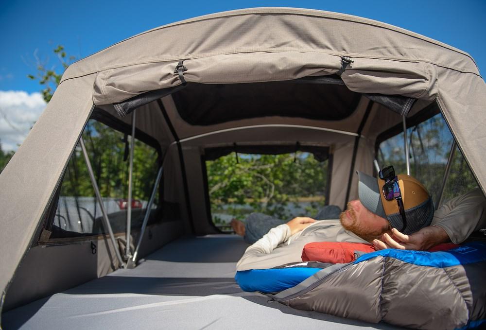 Yakima SkyRise 2 Person HD Rooftop Tent - Image 4