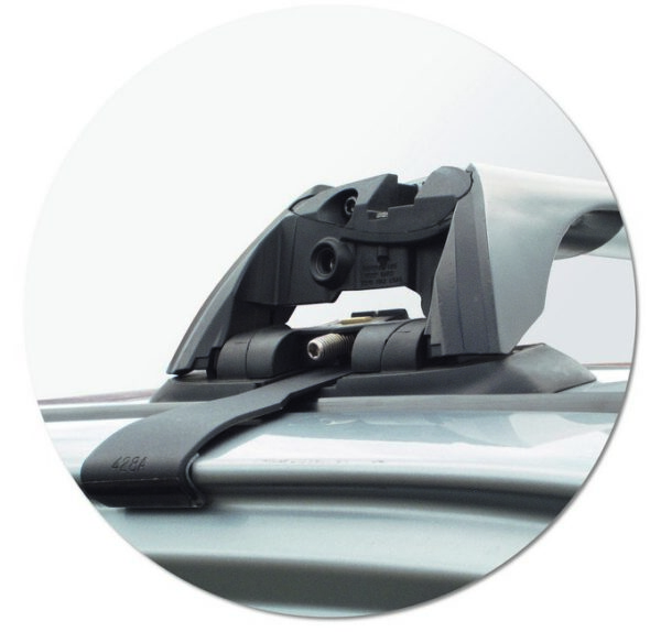 Yakima K198Y-S4YB Black Flush End Bar