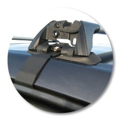 Yakima K318Y-S4YB Black Flush End Bar