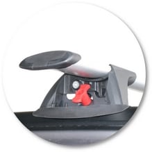 Yakima K325Y-S15YB Black Through Bar