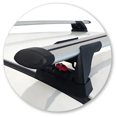 Yakima K332Y-S16YB Through Bar - Black