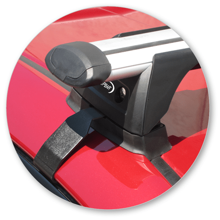 Yakima K679Y-S15YB Black Through Bar