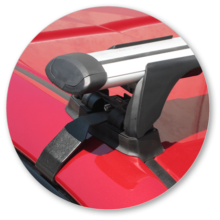 Yakima K679Y-S15YB Black Through Bar