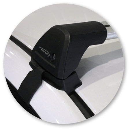 Yakima K699Y-S25YB Black Flush End Bar