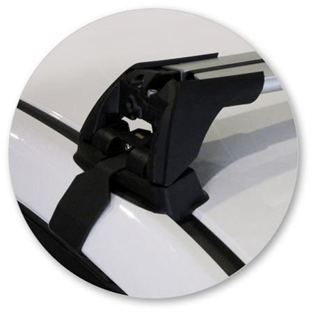 Yakima K699Y-S25YB Black Flush End Bar