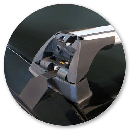 Yakima K781W-S26YB Black Flush End Bar