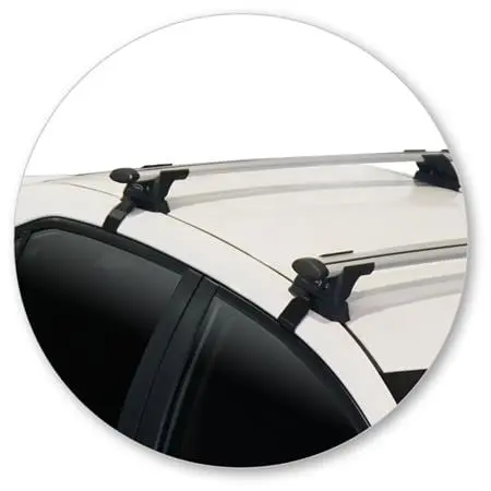 Yakima K786Y-S15YB Black Through Bar