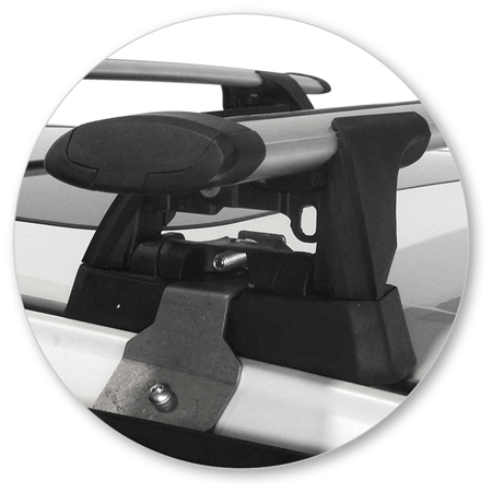 Yakima K988Y-S17YB Black Through Bar