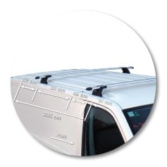 Yakima K999 - S18Y Through Bar Silver