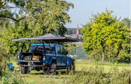 Yakima Over N Out 270* Awning RH (OverNout)