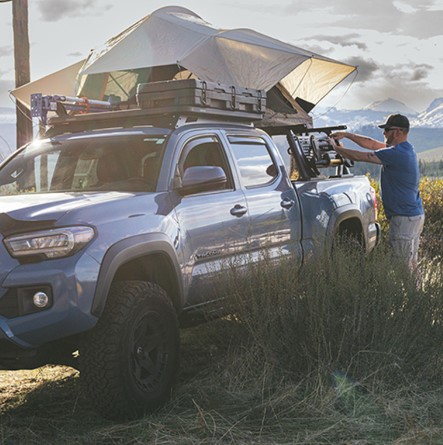 Yakima OverHaul Molle Panel Short