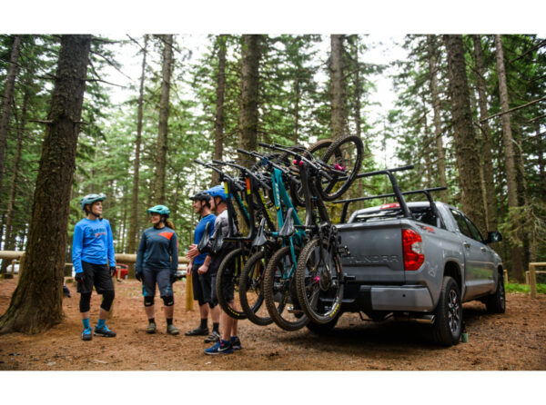 Yakima HangOver 4 Vertical Bike Rack